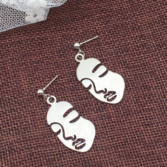 Art Portrait Face Feminist Drop Earring - Picture 3 of 3